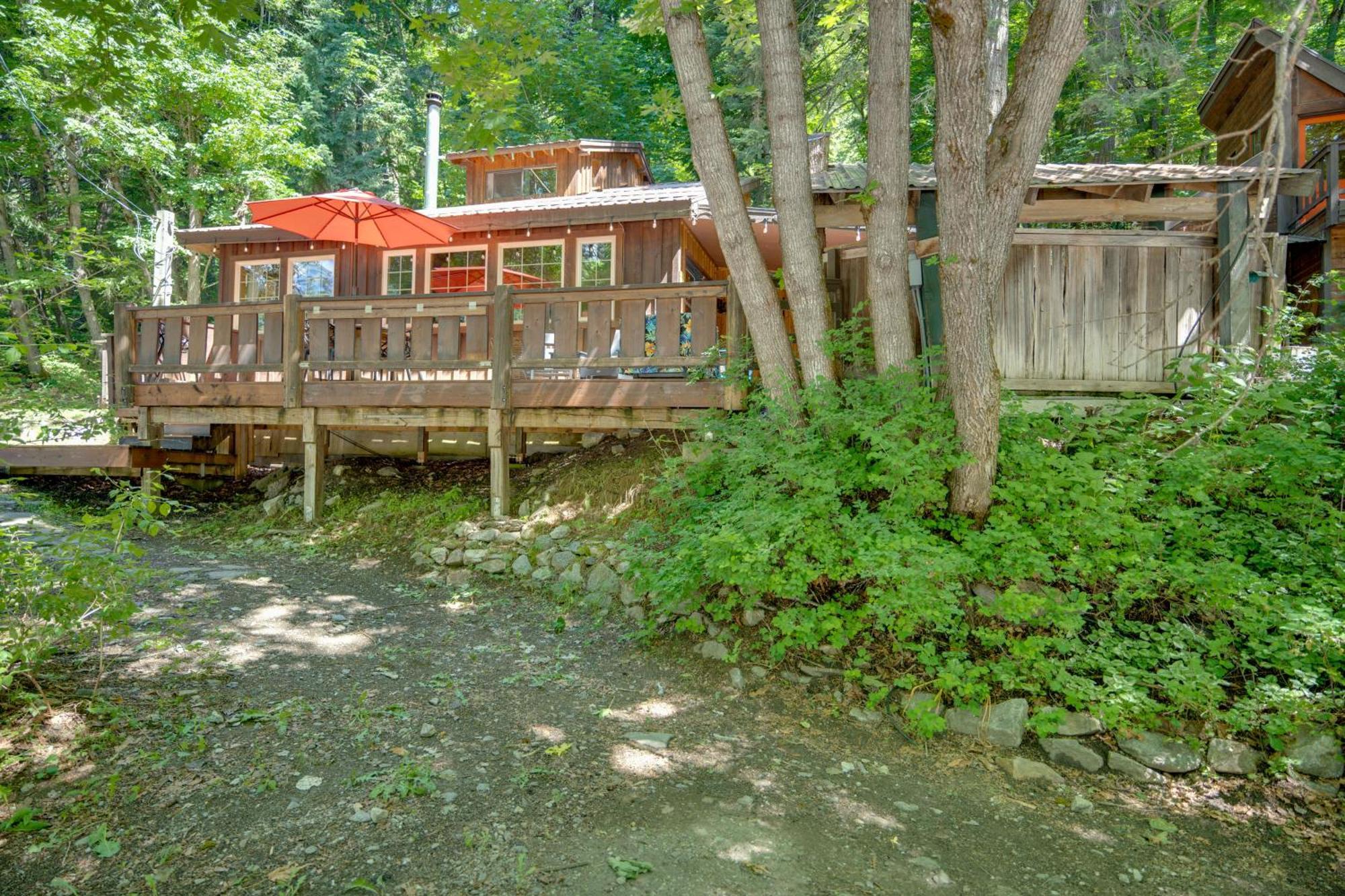 Leavenworth Cabin With Private Hot Tub! Exterior photo